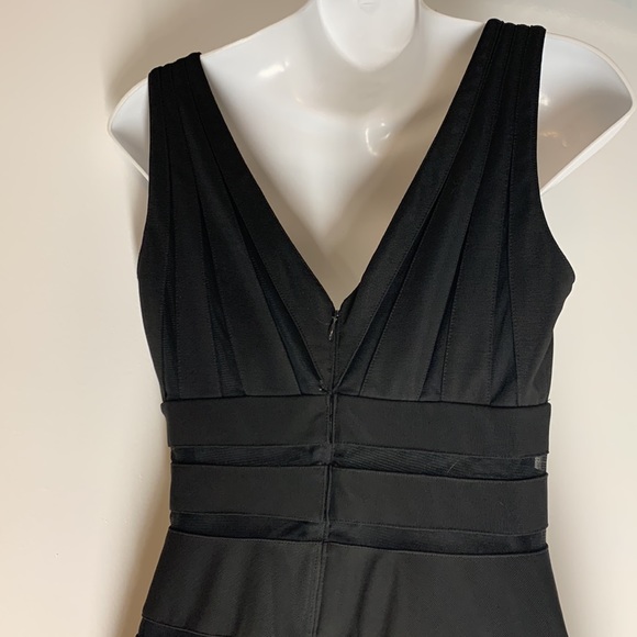 White House Black Market LBD - Picture 6 of 7